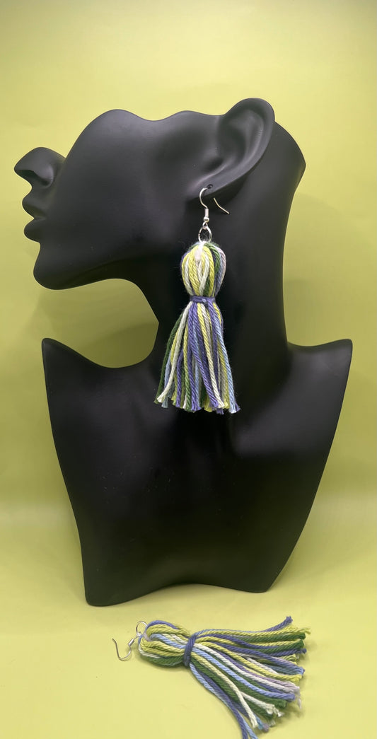 #17-11 Tassel Me, Honnee Multi colored lime, baby blueand light grey with pom