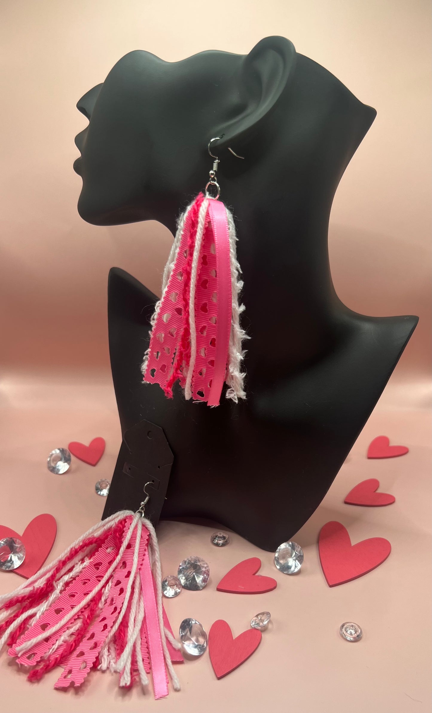 #11-8 Tassel Me, Honnee Pink heart, pink and red ribbon with white and red